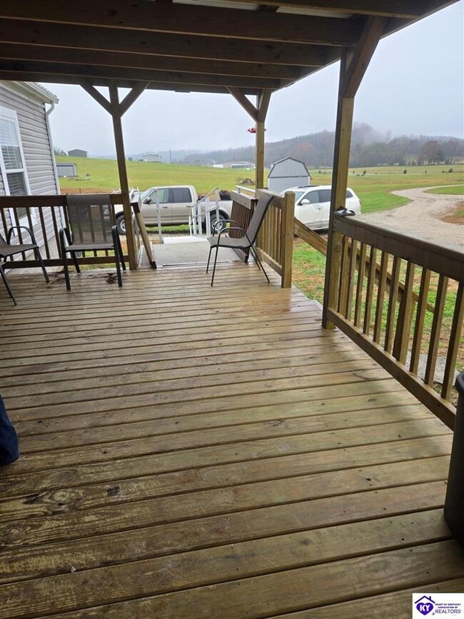 1820 Wax Rd, Clarkson, KY 42726 - photo 6