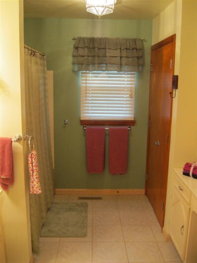 3102 E 99th St, Highland, IN 46322 - photo 7