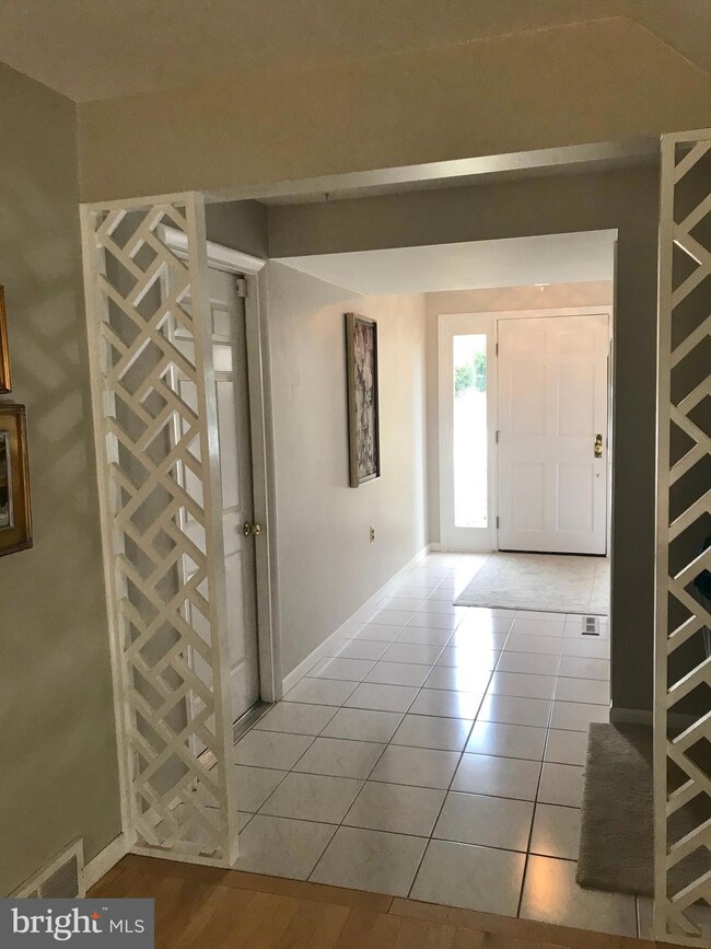 104 Radcliffe Dr, Newark, DE 19711 - photo 4