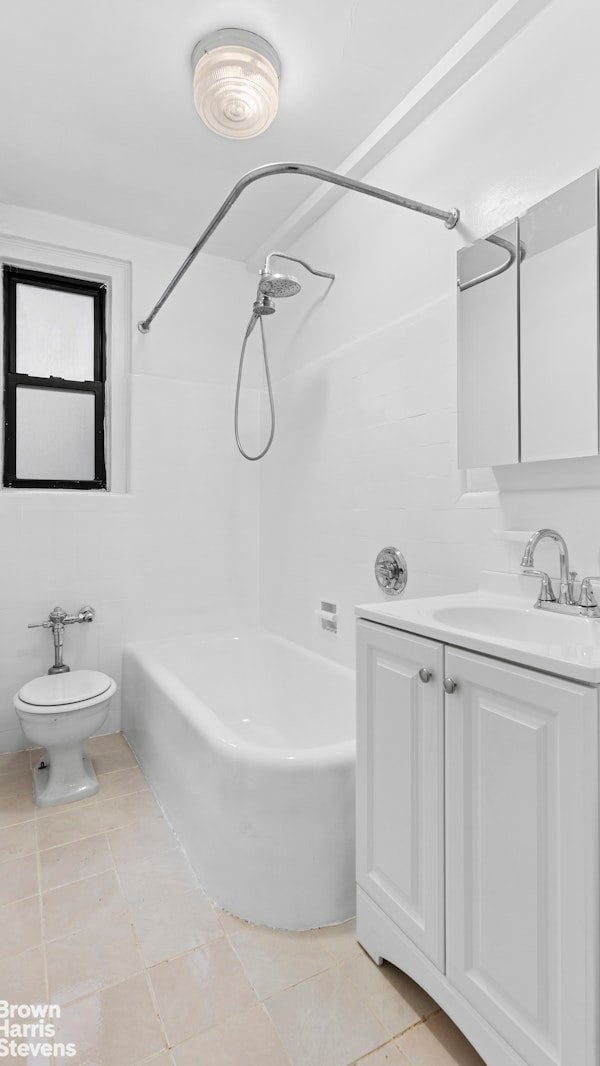 321 E 54th St unit 4E, New York, NY 10022 - photo 6
