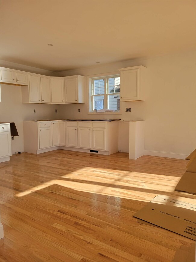 3 Linwood St, Nashua, NH 03060 - photo 3