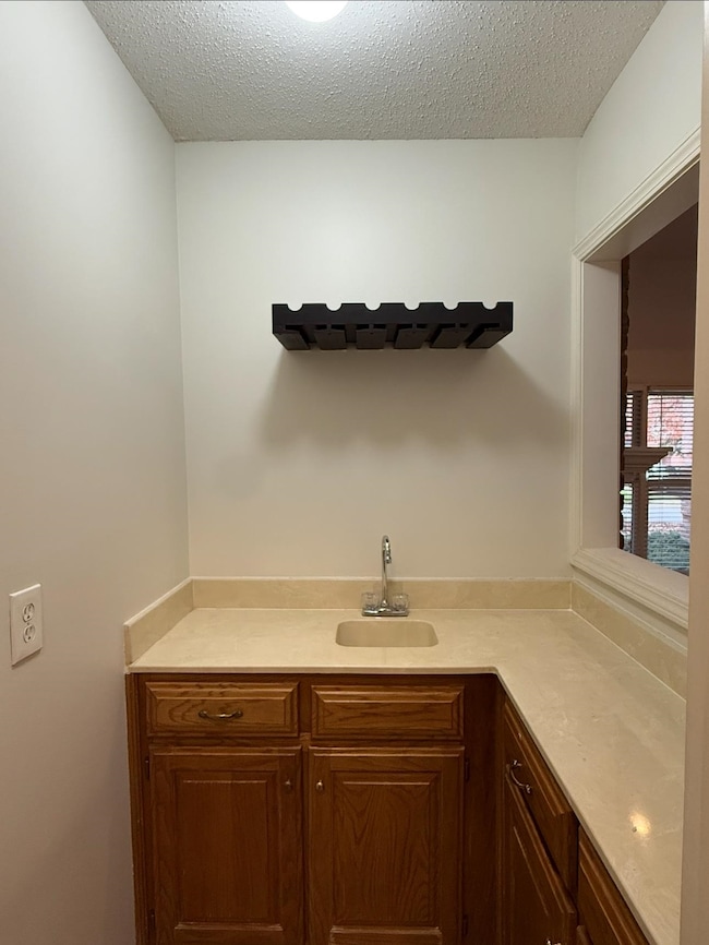 6700 Kirby Oaks Cove N, Memphis, TN 38119 - photo 3