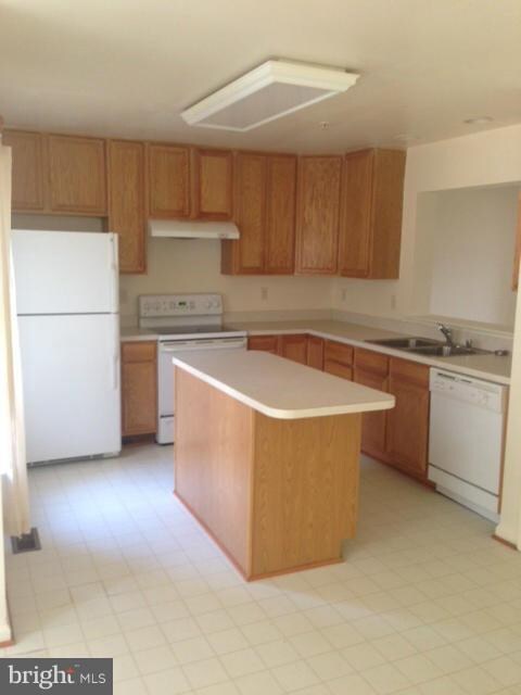 2063 Buell Dr, Frederick, MD 21702 - photo 4