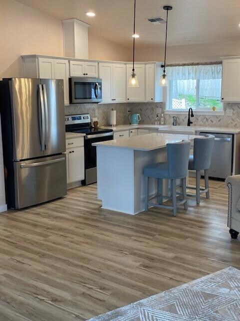 1768 Daffodil Ln, Grants Pass, OR 97526 - photo 2