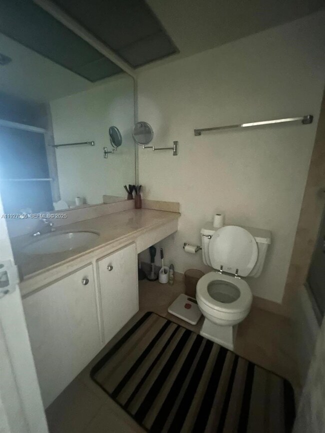 Winston Towers 200 unit 1820, Sunny Isles Beach, FL 33160 - photo 6