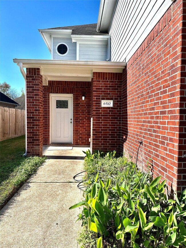 6510 England St, Houston, TX 77021 - photo 3