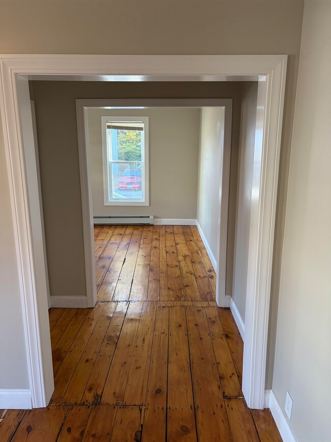 17 Essex St, Concord, NH 03301 - photo 6