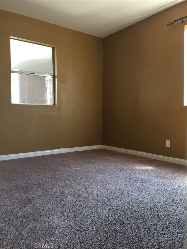 2310 E Stockwell St, Compton, CA 90222 - photo 5