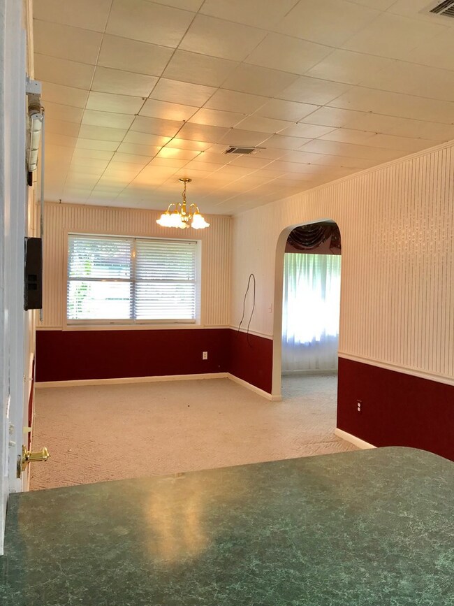Dining room/kitchen