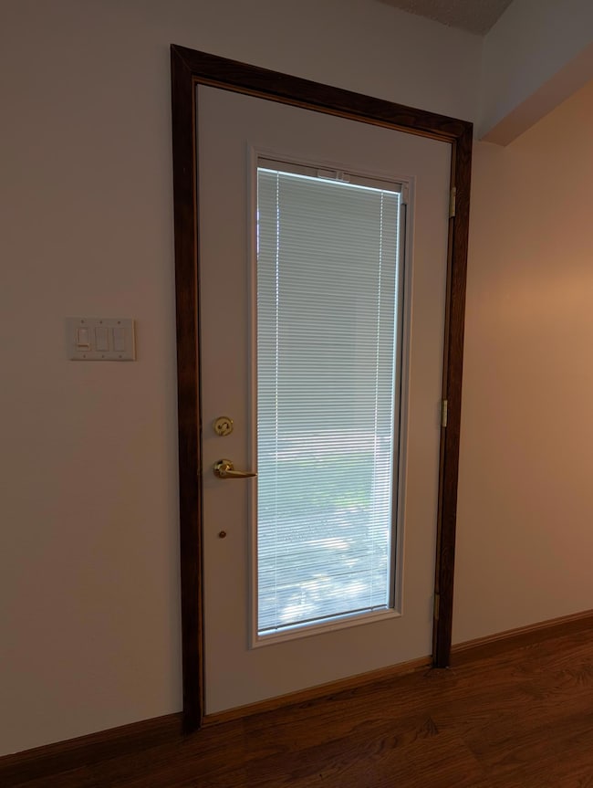 121 W Rowena St, Ivanhoe, MN 56142 - photo 4