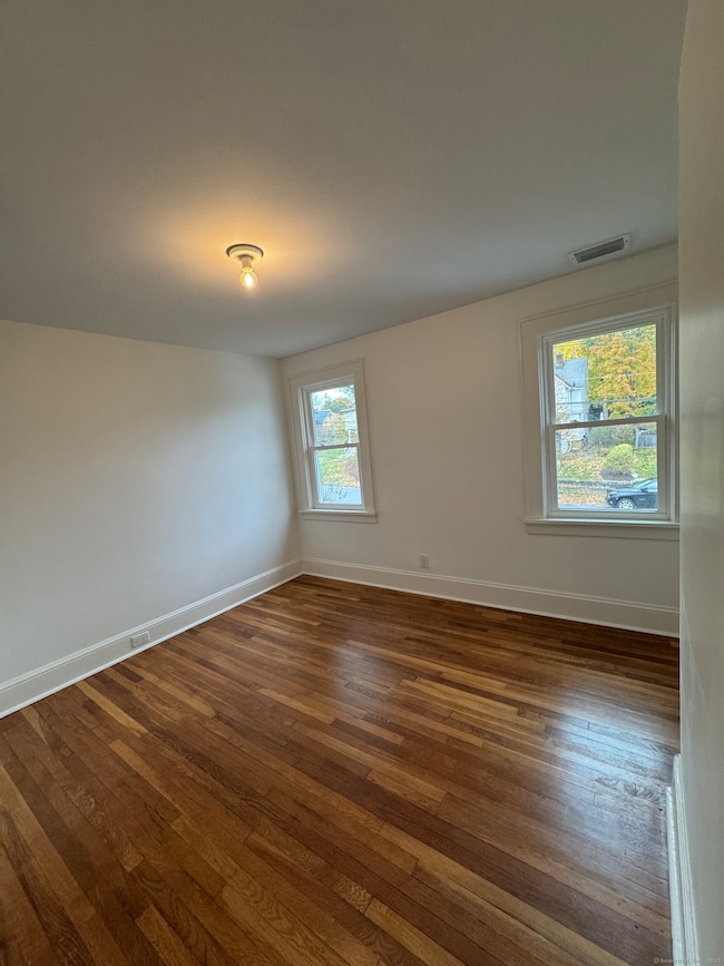 43 Hoyt St, New Canaan, CT 06840 - photo 7