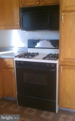 7019 Independence St, Capitol Heights, MD 20743 - photo 2