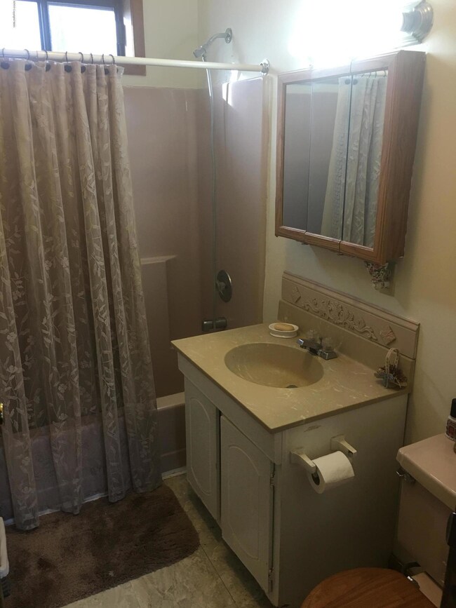 7214 Crescent Ln, Tobyhanna, PA 18466 - photo 5