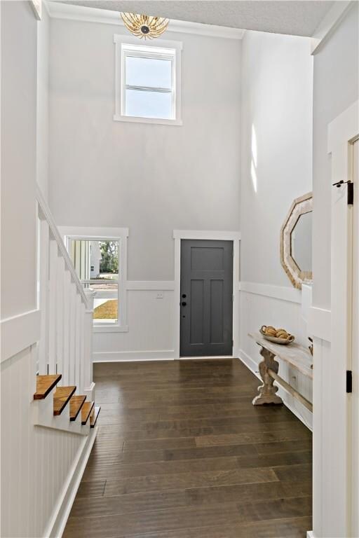 2 story foyer