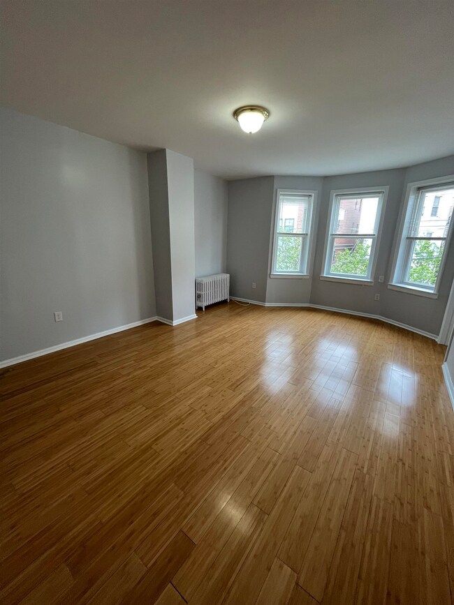 41 48th St, Weehawken, NJ 07086 - photo 2