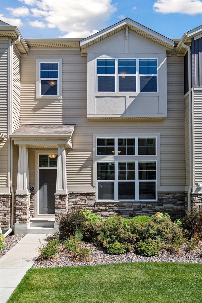 Awesome Victoria location! Spacious floor plan! Stunning curb appeal with elegant stone! Private sidewalk and grassy area.