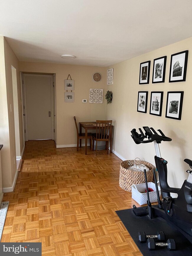 818 S Arlington Mill Dr unit 4301, Arlington, VA 22204 - photo 6