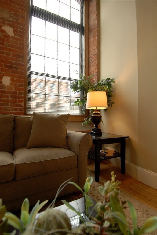 12 Eagle St unit 206, Providence, RI 02908 - photo 4