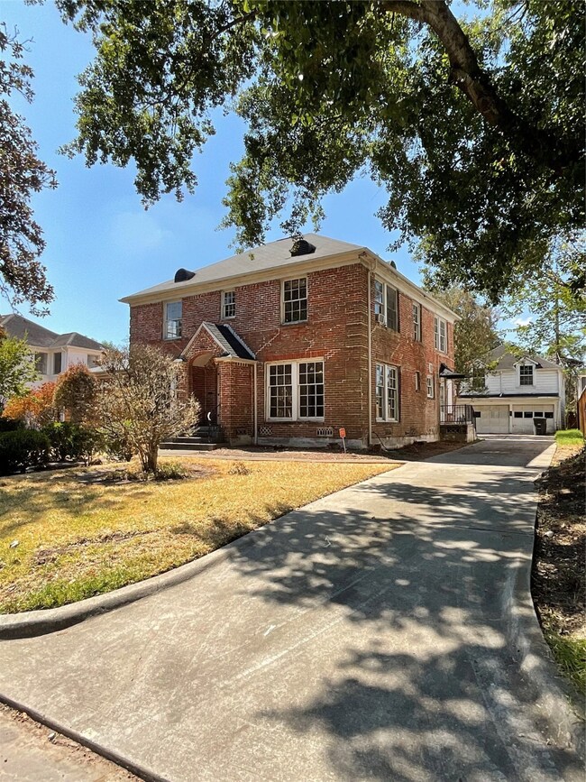 3212 Shenandoah St, Houston, TX 77021 - photo 3