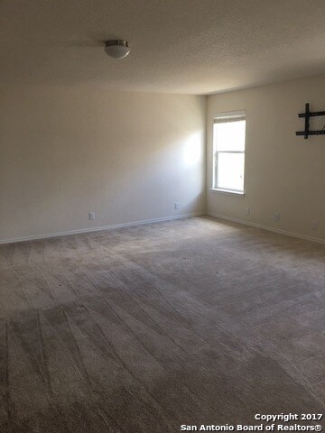 9515 Gold Stage Rd, San Antonio, TX 78254 - photo 4