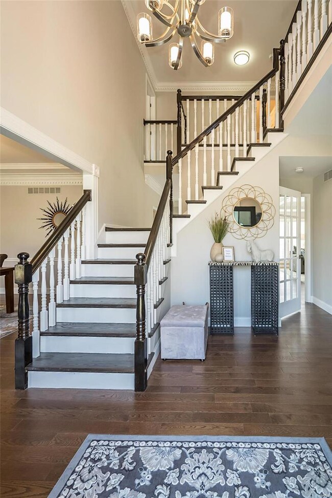 14608 Summer Blossom Ln, Chesterfield, MO 63017 - photo 5