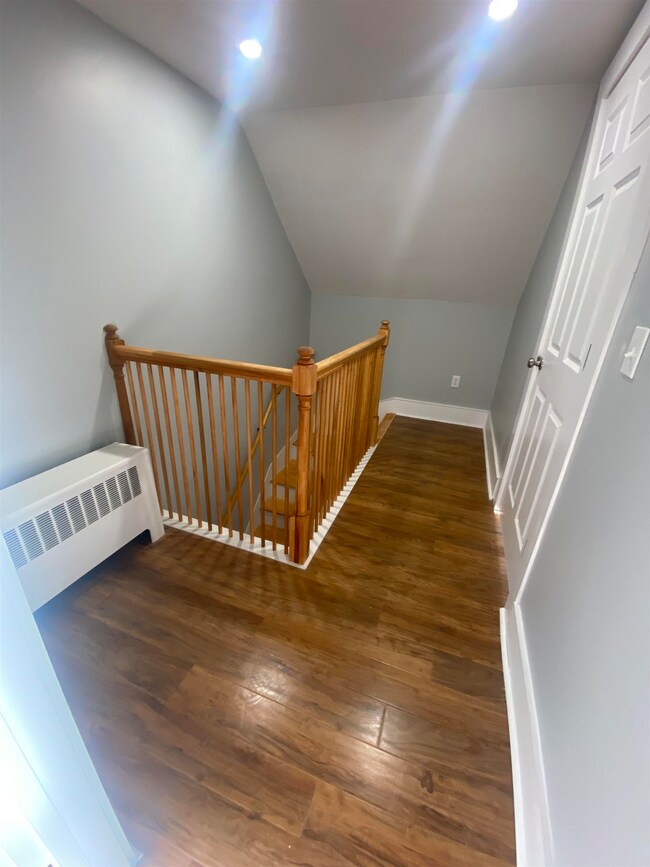 27 Elm St unit . B, Newmarket, NH 03857 - photo 6