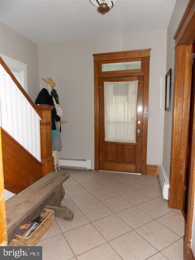 39 Mill St, Stewartstown, PA 17363 - photo 2