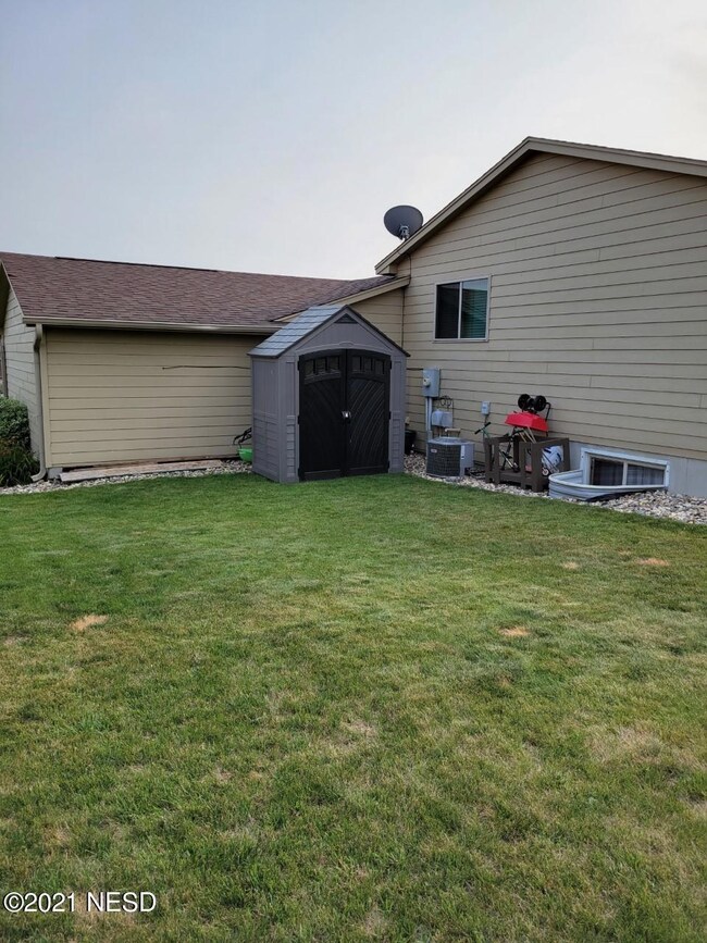 3401 17th Ave SW, Watertown, SD 57201 - photo 5