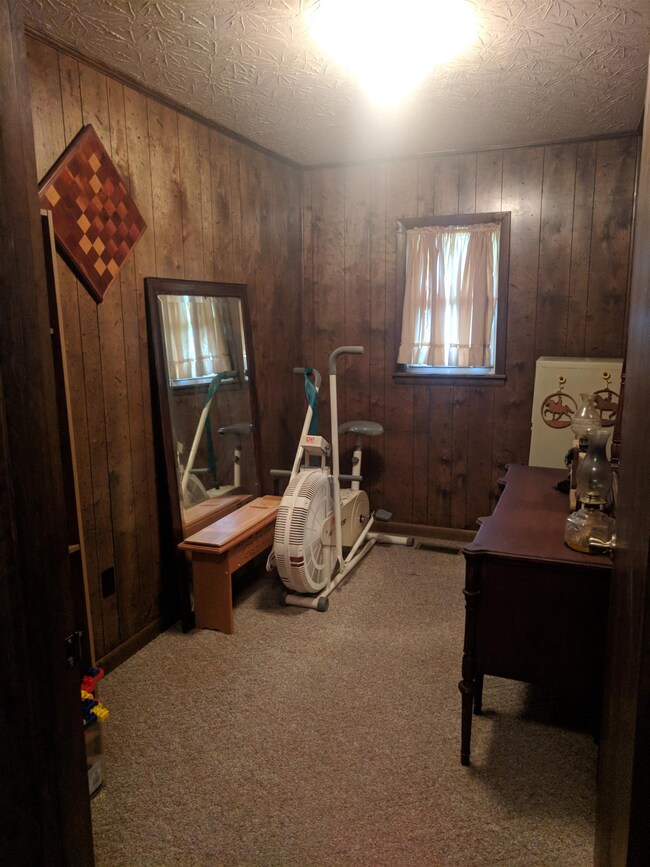 1707 Gordon Rd unit 3, Shelbyville, TN 37160 - photo 7