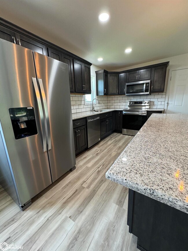 1206 W Adair St, Creston, IA 50801 - photo 6