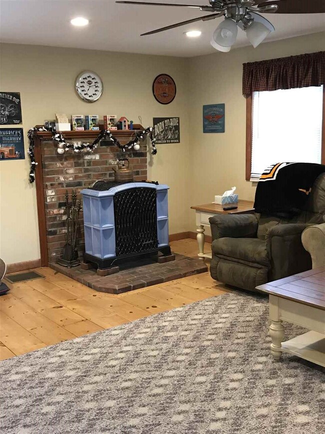 47 Jowders Cove Rd, Rindge, NH 03461 - photo 3