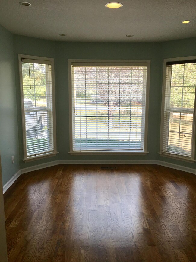 Nice formal dining room is perfect for family dinners and holidays!