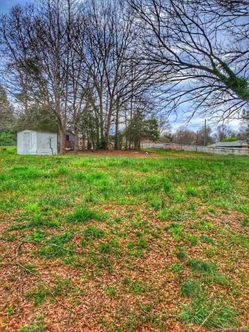 2324 Maplewood Dr, Gastonia, NC 28052 - photo 5