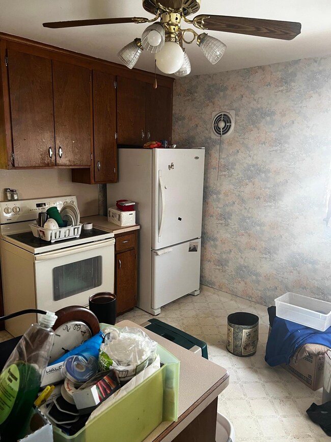 8219 Fremont Ave S, Bloomington, MN 55420 - photo 4