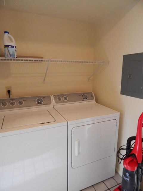 Washer/Dryer Included