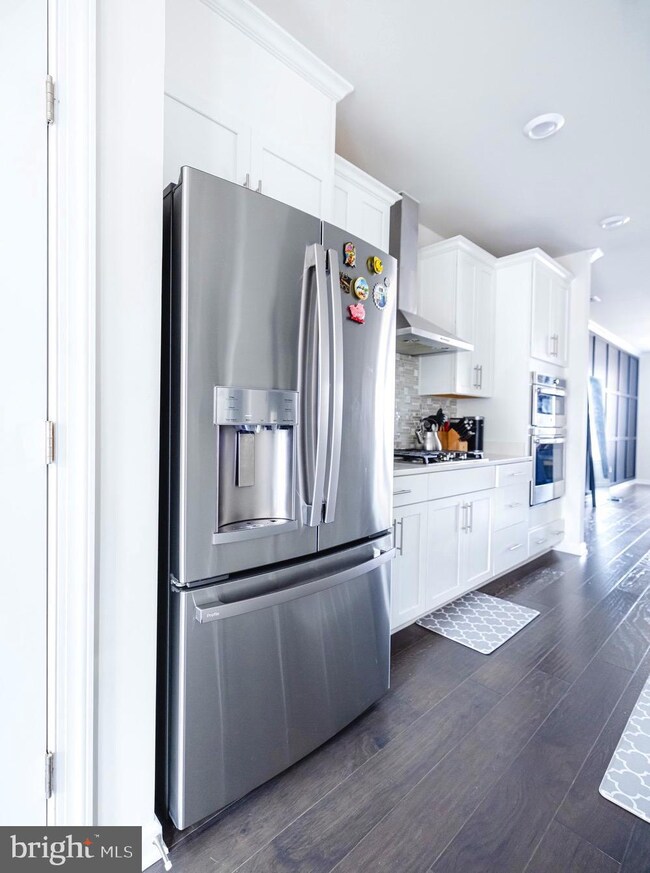 45153 Admiral Dr, Dulles, VA 20166 - photo 6