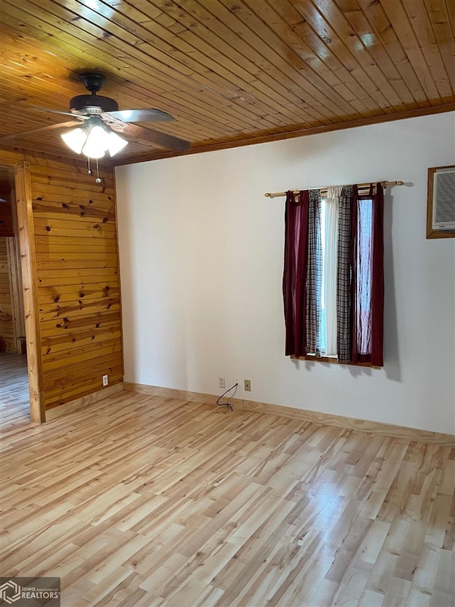 808 S Main St, Clarion, IA 50525 - photo 5