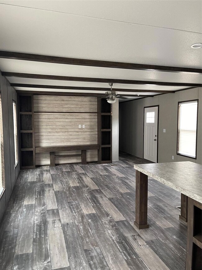 6521 W Highway 199, Springtown, TX 76082 - photo 4