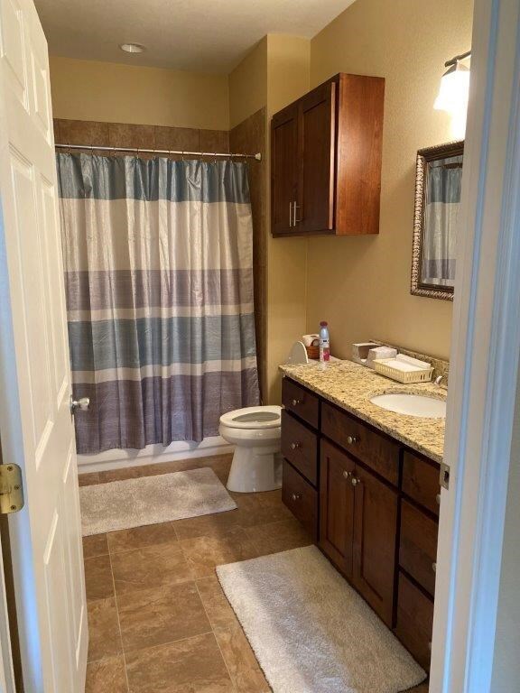 445 Summit Cir, Fredericksburg, TX 78624 - photo 7