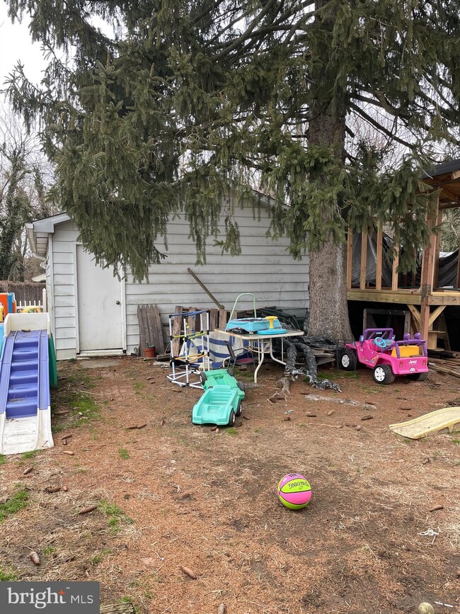 22 Bartram Ave, Mount Holly, NJ 08060 - photo 4