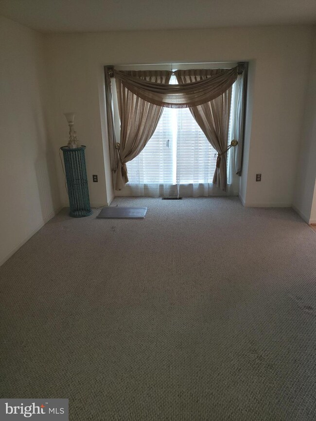 7302 Seawood Ct, Clinton, MD 20735 - photo 4