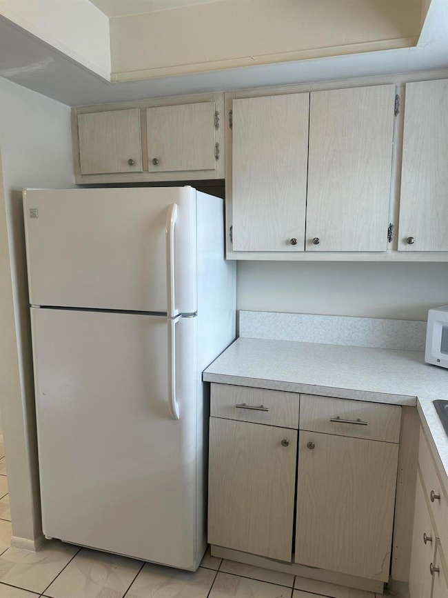 2911 Ashley Dr W unit J, West Palm Beach, FL 33415 - photo 5