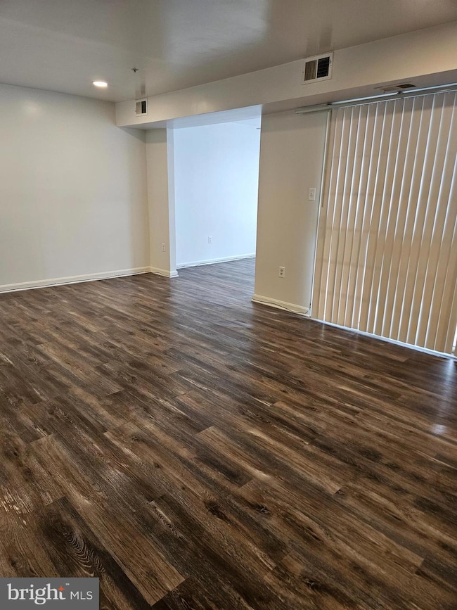 2040 Alice Ave unit 2040-201, Oxon Hill, MD 20745 - photo 7