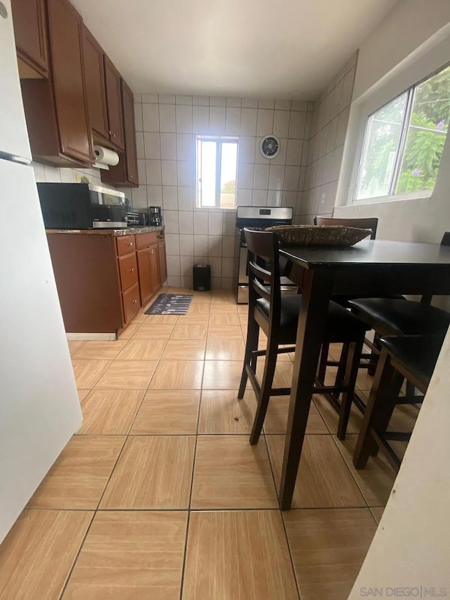 239 S 35th St, San Diego, CA 92113 - photo 3