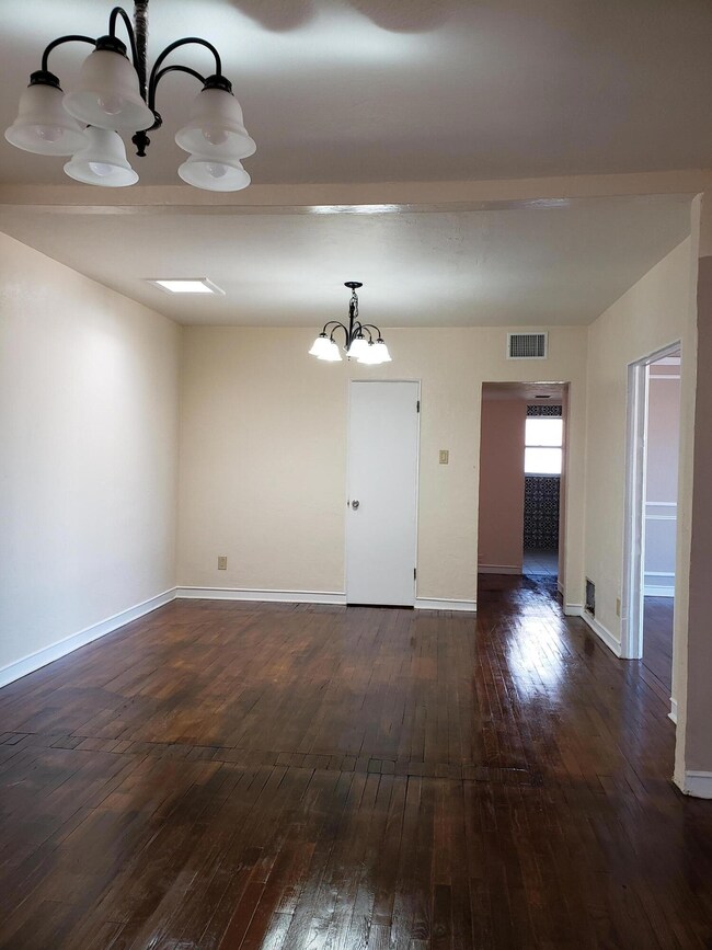 32 Half Moon Dr, El Paso, TX 79915 - photo 6