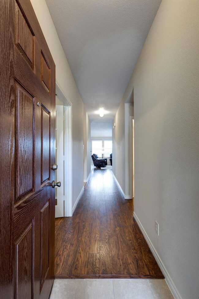 704 Austin Ln, Lavon, TX 75166 - photo 5