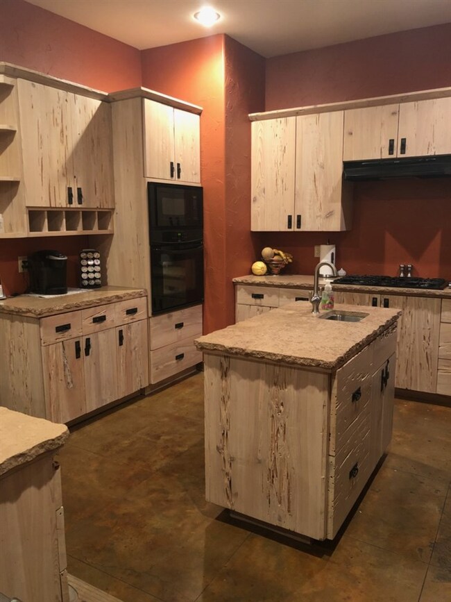 508 Scissor Trail Cir, Laredo, TX 78045 - photo 2