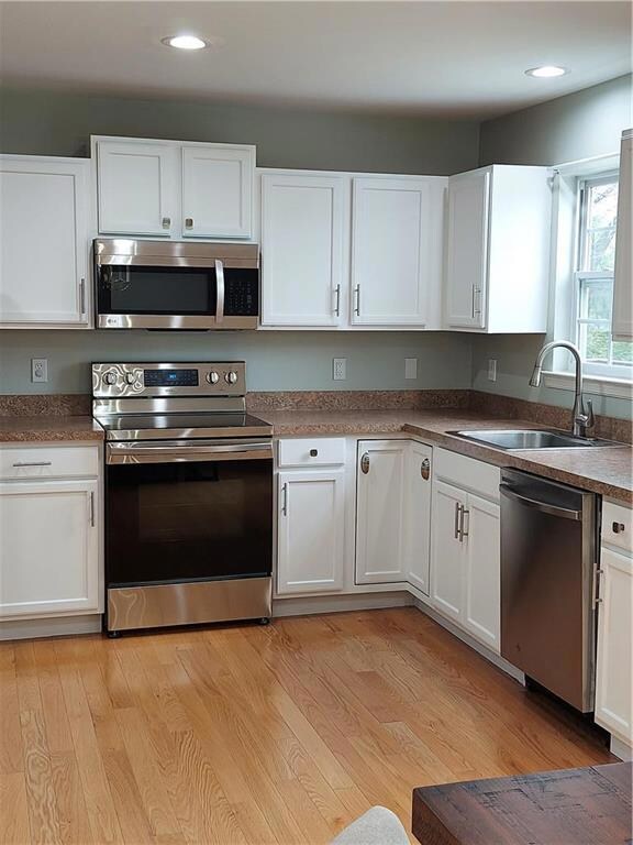 711 Bach Ct, Freemansburg, PA 18017 - photo 4