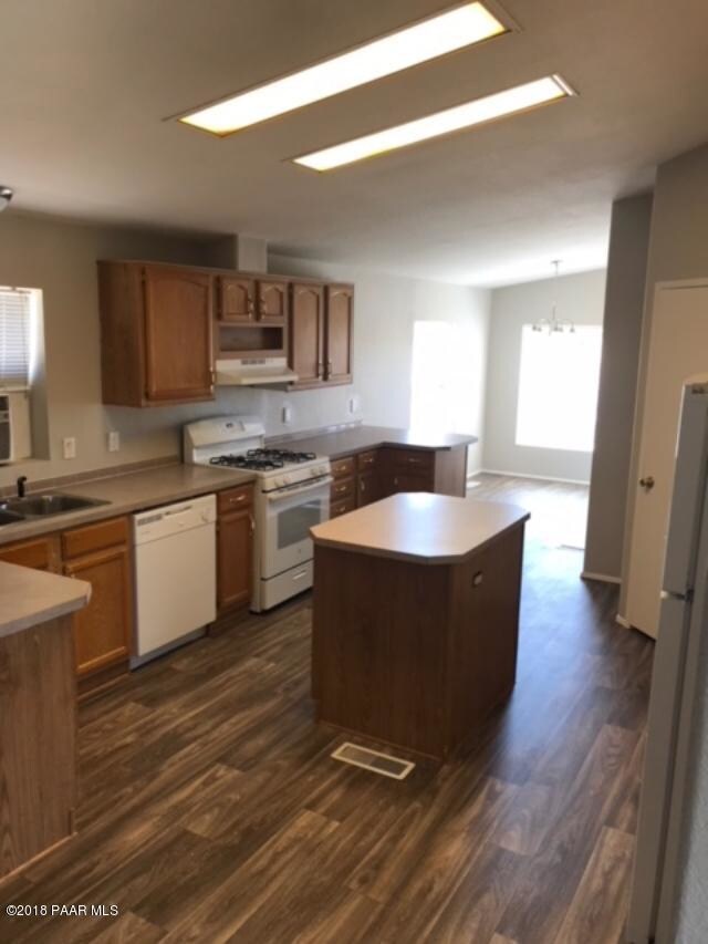 1085 W Saddle Rd, Paulden, AZ 86334 - photo 3