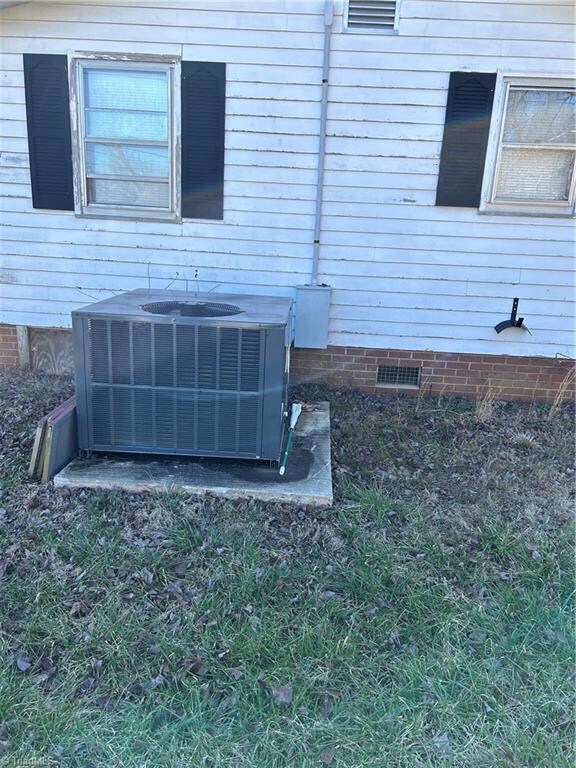 526 Denton Rd, Denton, NC 27239 - photo 3